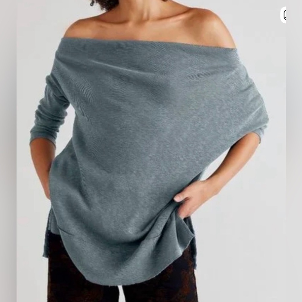 We The Free - Get It Together Long Sleeve Top 
color - Silver Brooke